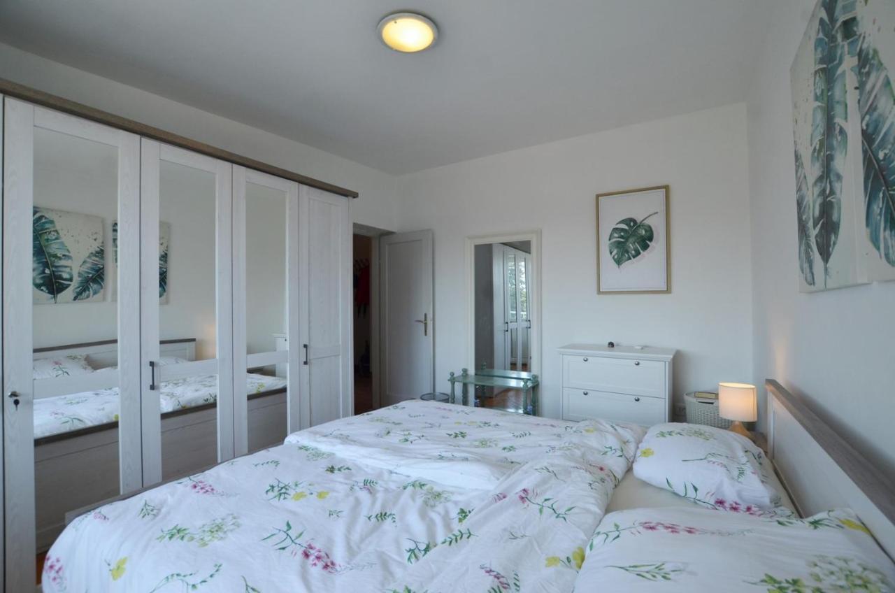 Sarah Apartment 로비니 외부 사진